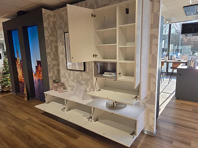 Stylische Wohnwand / Sideboard (wandhängend) für einen schönen ersten Eindruck im Raum