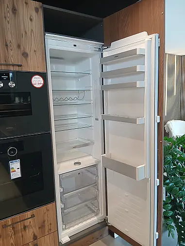 Premium Kühlgerät mit edlem Design &amp; innovativer Frischetechnologie