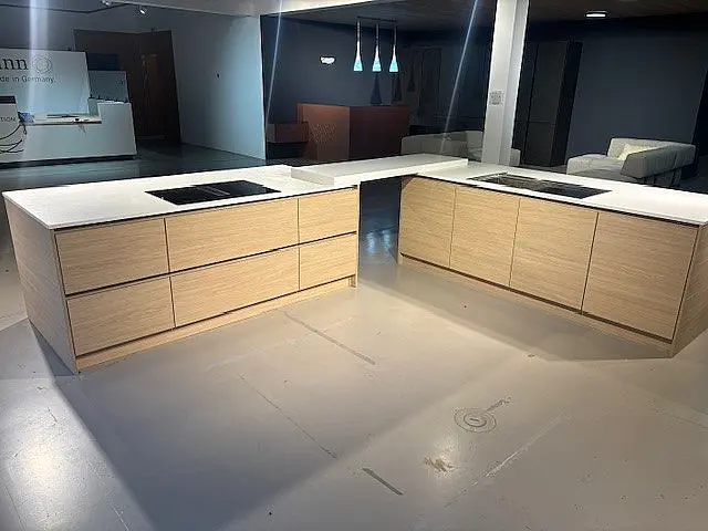Sonderpreis für diese Designer-Küche gefällig?