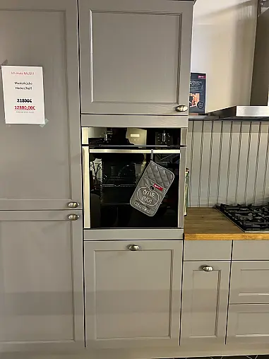 Landhausküche perlgrau Echtholz lackiert
