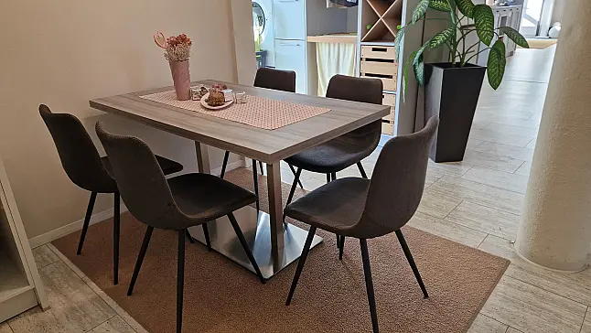zeitlos moderne Küche mit besonderen Planungs-Details