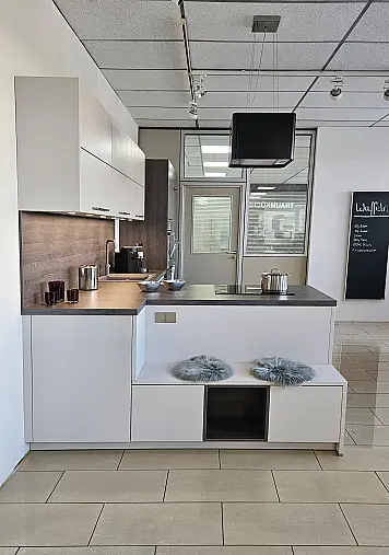 Moderne Design-Musterküche Häcker Loft