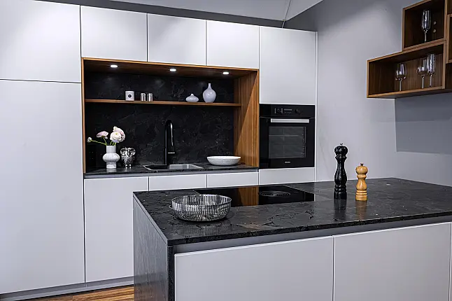 zeitloses Design mit wohnlichen Accessoires
