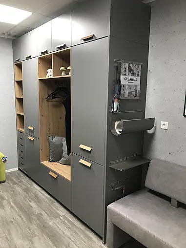 Praktisch&amp;stilvoller Hauswirtschaftsraum und Garderobe