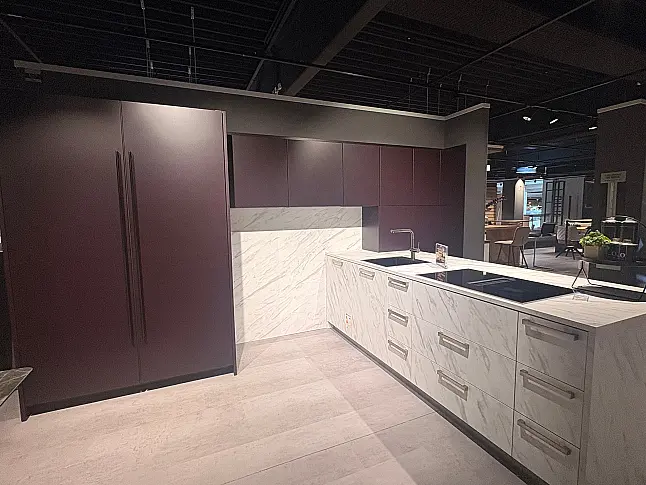 moderne Küche im hochwertigen Design