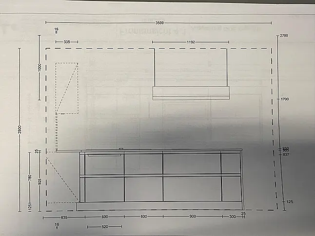 Eichefront mit Beton kombiniert