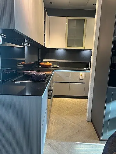 Design Küchzeile Grifflos in L-Form