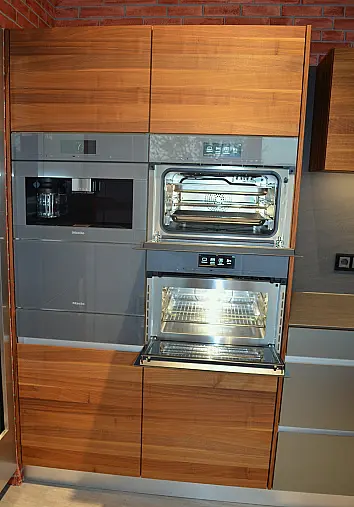 Traum in Holz mit K7 Insel