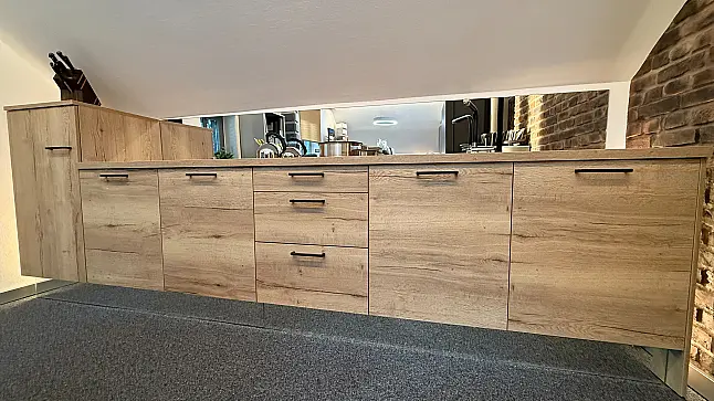 GLÜCKSGRIFF - 362cm Küchenzeile mit allem Drum-und-Dran mit Gaggenau-, Siemens- und Neff-Geräten