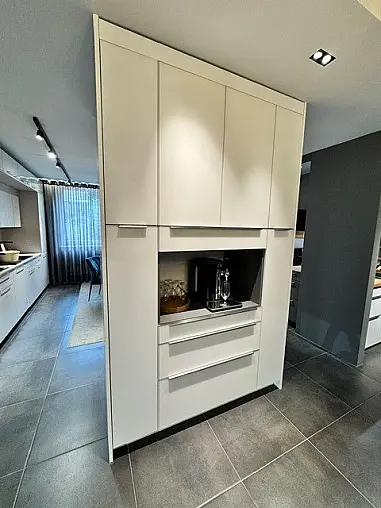 2 Hochschrank Zeilen jeweils für Backofen / Kühl-Gefrierkombination