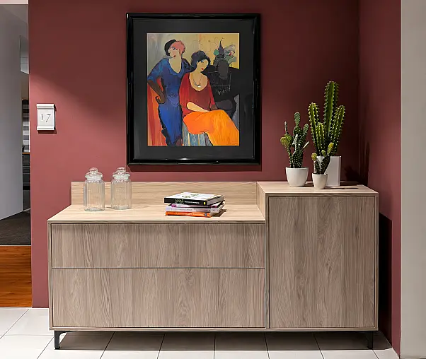 Sideboard mit TIP ON