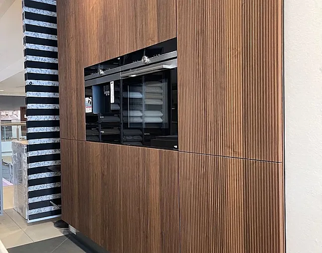 Grifflose Leicht Küche Walnuss (Nussbaum) + Weiß Fronten 45 Grad! - Thumbnail 4