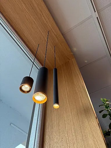 LED-Pendelleuchte schwarz