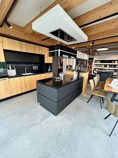 Systemat AV 6082-GL Wildeiche Natur geport, Murano Soft Schwarz UV Mattlack