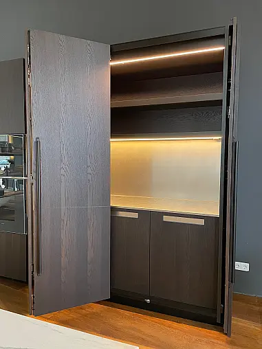BOFFI Hochwand System HIDE mit Elektrischen Geräten Gaggenau