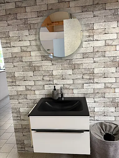 Badezimmer-Schrank