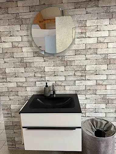 Badezimmer-Schrank