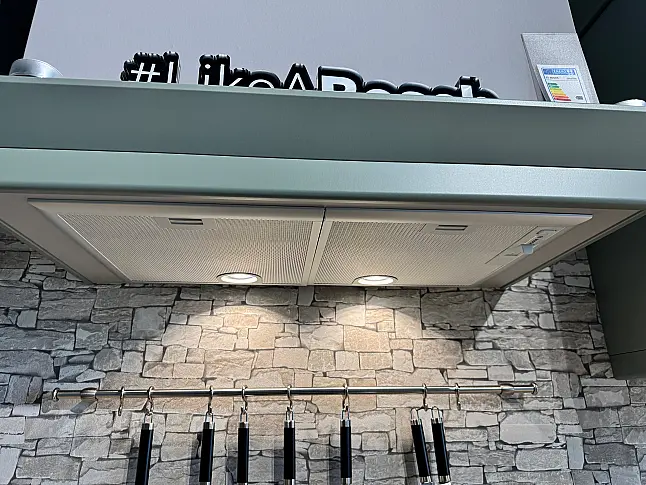 Cascada Lacklaminat Schilf mit Endgrain Oak NB Arbeitsplatte mit Bosch Geräte Abholung in Herne