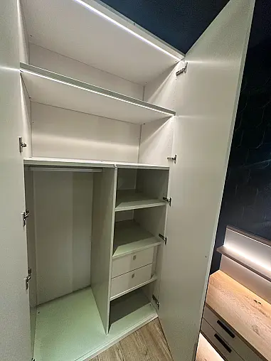 Schlafzimmer-Set in Lack Seidengrau