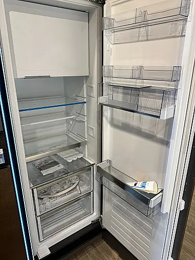 moderne U-Küche in weiß Hochglanz