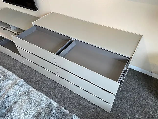 Lowboard mit Schubladen