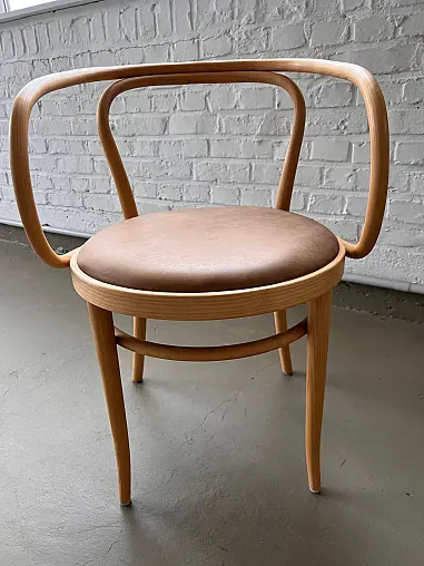 THONET Armlehnstuhl 209P