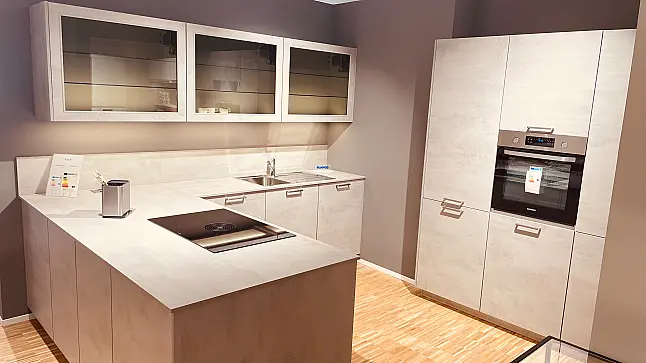 Moderne Küche Betonoptik incl. BORA Kochfeld mit Dunstabzug