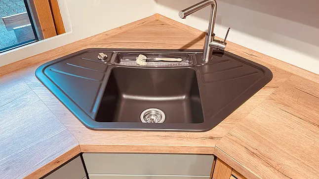 Nobilia Musterküche Cascada Lacklaminat Schilf