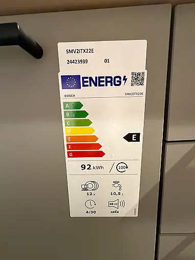 Moderne Nobilia Küche in Eiche Bergamo/Sand