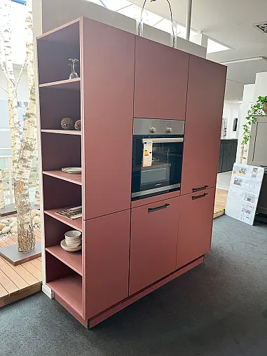 Zwei Küchenzeilen SCALA Amarant HK1254