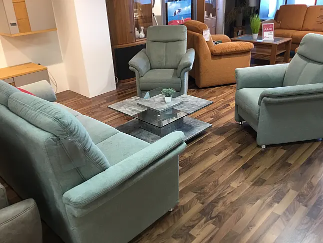 Couchgarnitur mit 2 Sessel