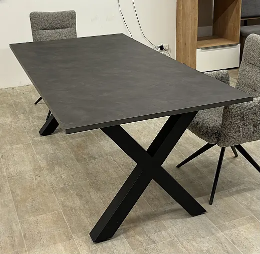 Esszimmer Set mit Tisch in anthrazit zement + 6 Stühle Armlehne