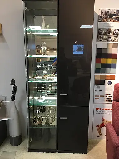 Anbauwand mit Schubfächern und Aufsatzregal