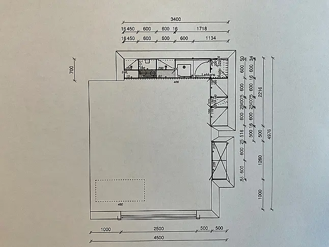 Moderne Designküche L- Form inkl Miele Geräten und Glas Jalousien Schrank