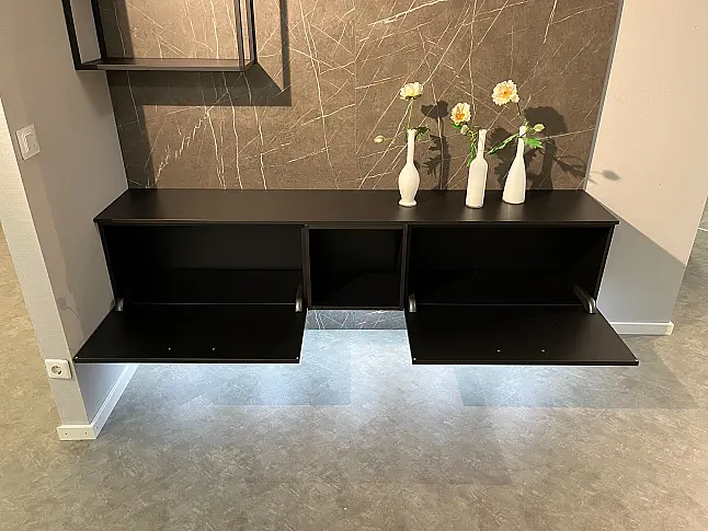 Sideboard mit Barklappen in Schwarz Matt