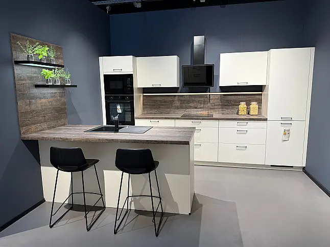 DWK 118 Magnolie kombiniert mit dunklem Holzdekor