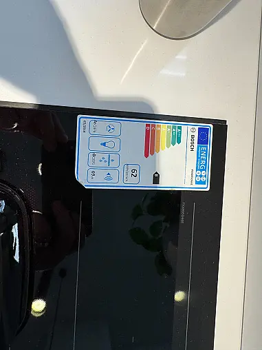 Hochwertige Nolte Musterküche Lack Arctisweiß - Bosch Accentline Geräte