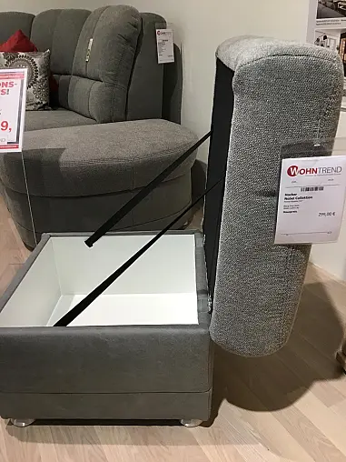 Systemgarnitur in grauem Stoff
