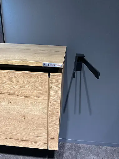 Exklusives Badezimmer mit Doppel-Waschtisch und großem LED-Spiegel - Schiebetürenschrank - Keramik-Platte