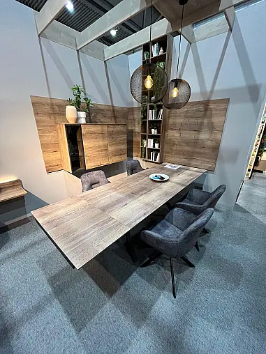 Exklusives Esszimmer inkl. ausziehbarem Tisch und Stühlen - LED-Beleuchtungen - Messestück - sofort verfügbar !