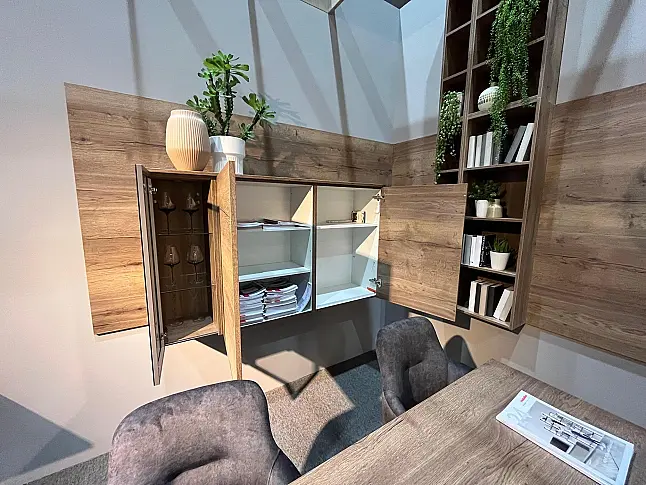 Exklusives Esszimmer inkl. ausziehbarem Tisch und Stühlen - LED-Beleuchtungen - Messestück - sofort verfügbar !