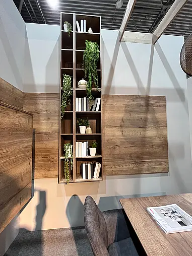Exklusives Esszimmer inkl. ausziehbarem Tisch und Stühlen - LED-Beleuchtungen - Messestück - sofort verfügbar !