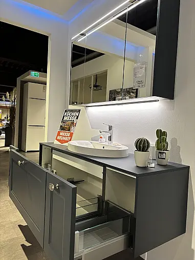 Badmöbel im Landhausstil