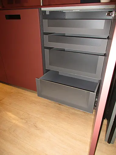 Elegante Küche mit Insel Schwarz Matt modern ausgestattet inkl. Dampfbackofen, Miele Kochfeldabzug und vielen Extras