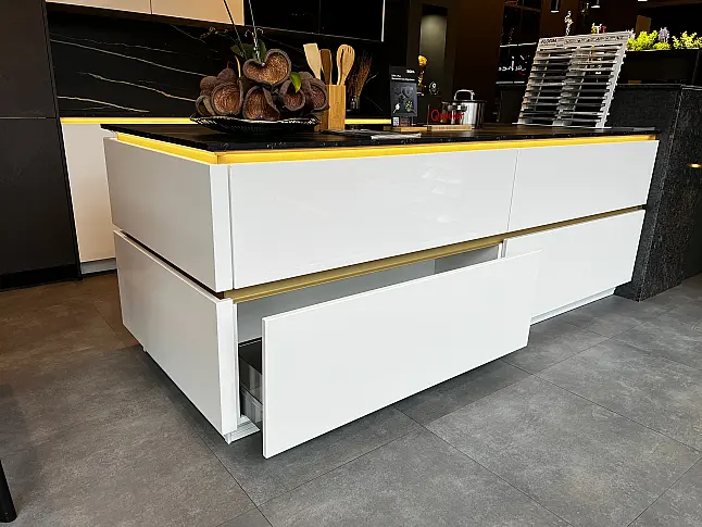 SUPER Inselplanung* XtraCeramic Arbeitsplatten