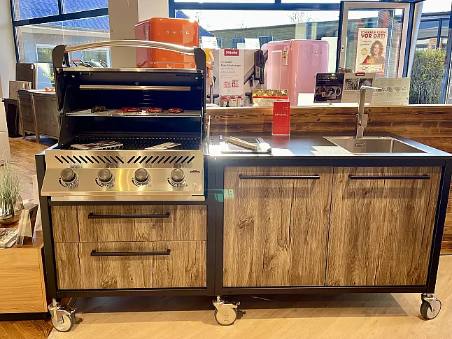 mit Napoleon Gasgrill PRO 500