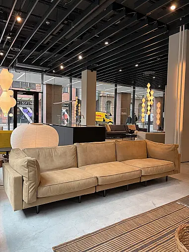 Modell Square 16