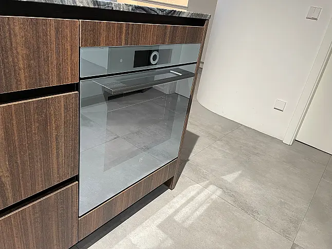 Combair V2000 60 in Spiegelglas Platinum