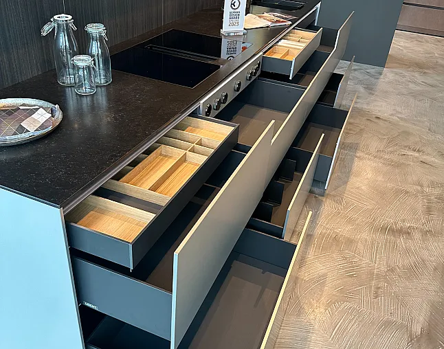 Angebotsbild 16 zu Inkl. Quarzstein Arbeitsplatte Silestone Corktown sueder