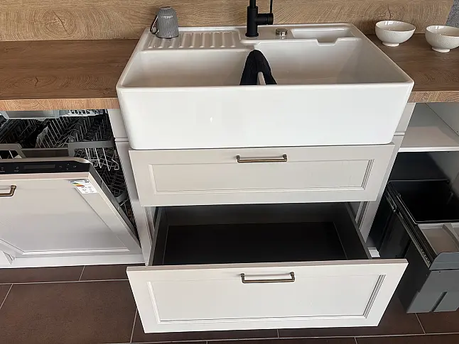 Esche lackiert in Kaschmir